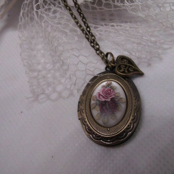 Rose Antique Gold Memorial locket Urn Necklace NEW - Picture 4 of 9
